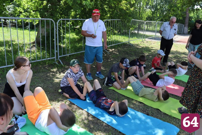 В Петровске День России отметили авто- и велопробегами